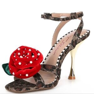 Betsey Johnson Carlos Leopard/Red Rose Heels New in Box 9.5 🌹